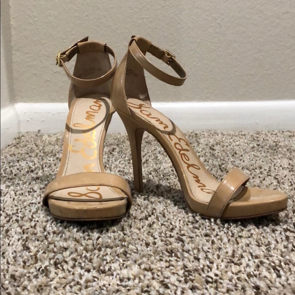 Sam Edelman Ariella ankle strap sandal in beige